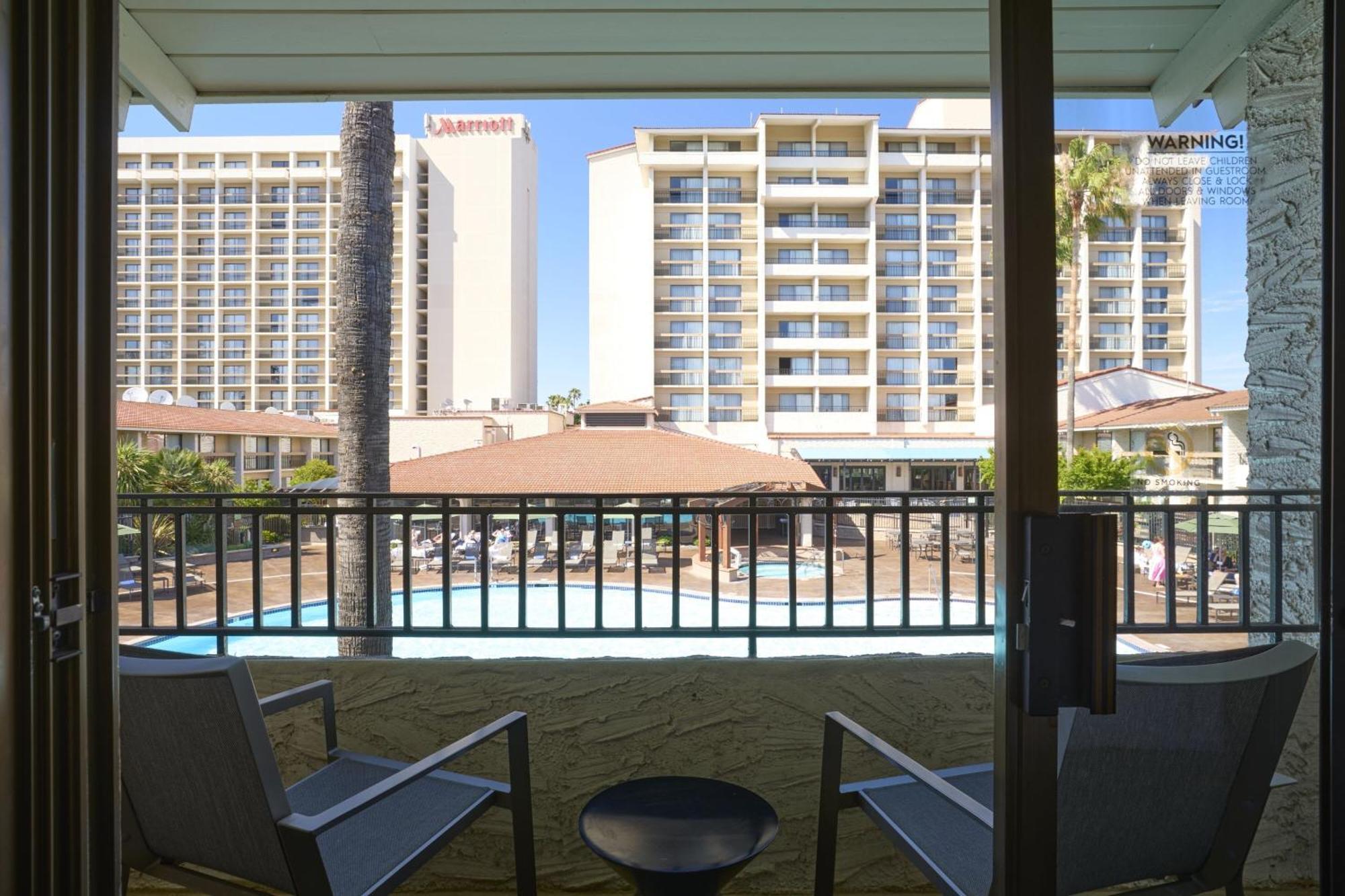 Marriott Hotel 4*