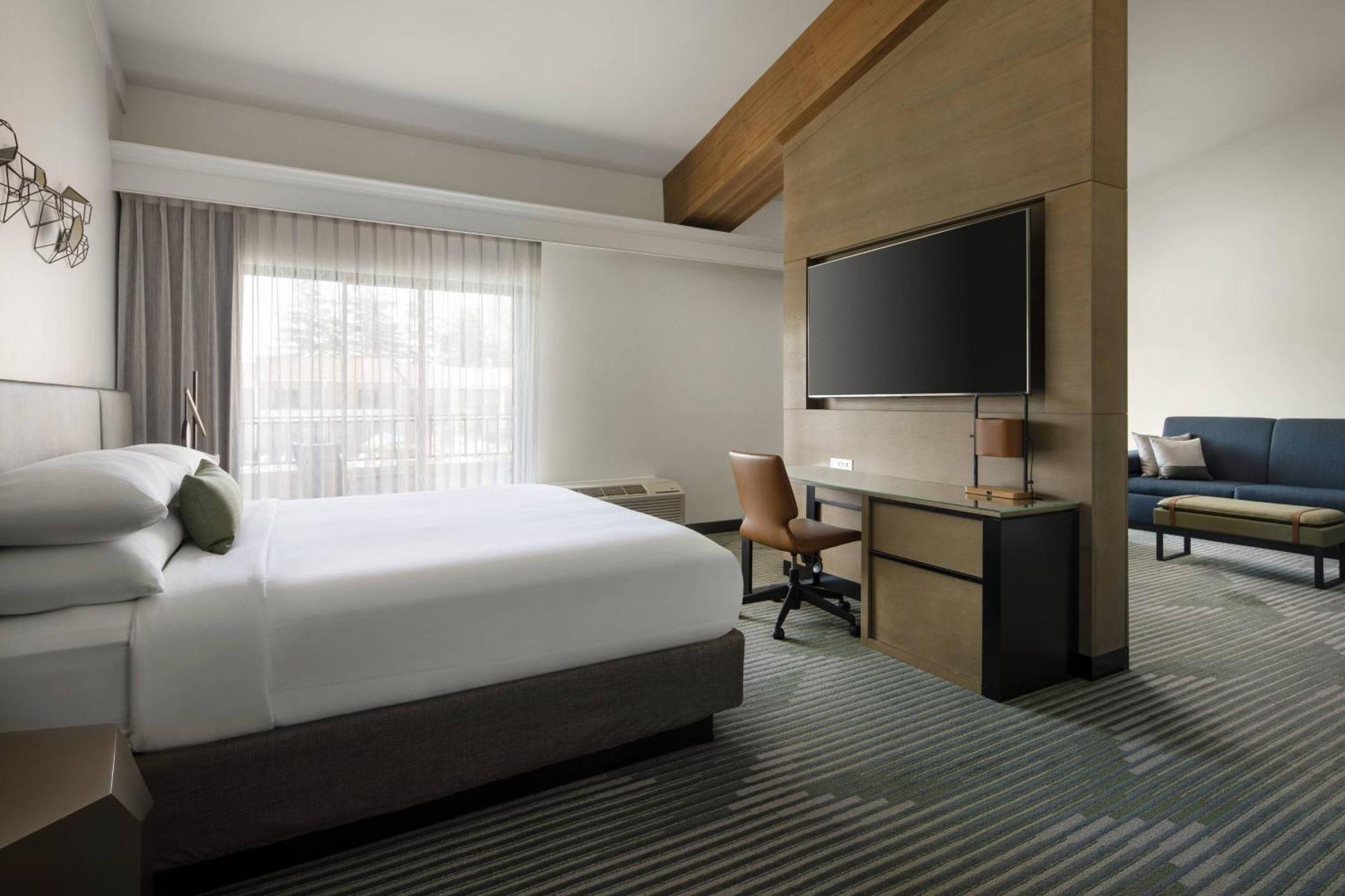 Hotel Marriott 4*